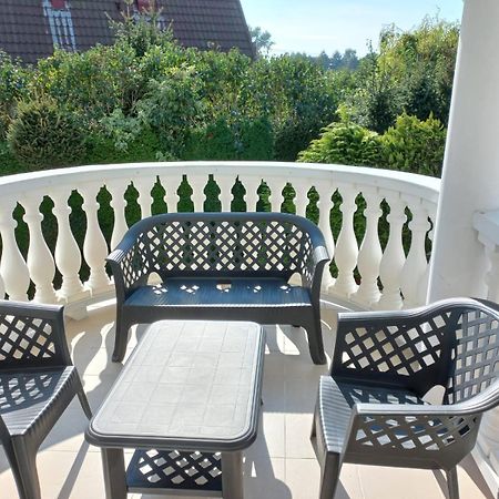 Apartamenty Junona Nad Morzem, W Domu Z Ogrodem, Obok Stegna I Jantar Junoszyno Екстер'єр фото