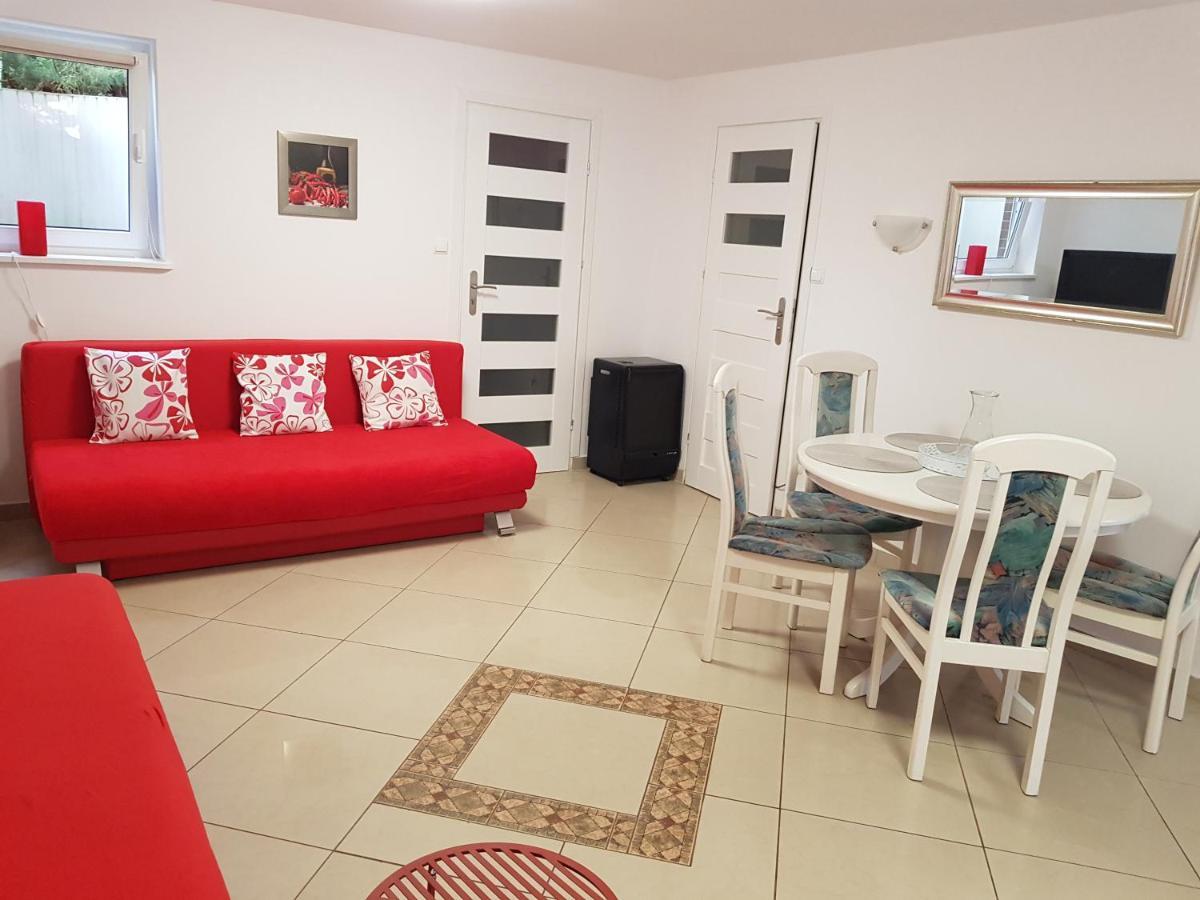 Apartamenty Junona Nad Morzem, W Domu Z Ogrodem, Obok Stegna I Jantar Junoszyno Екстер'єр фото