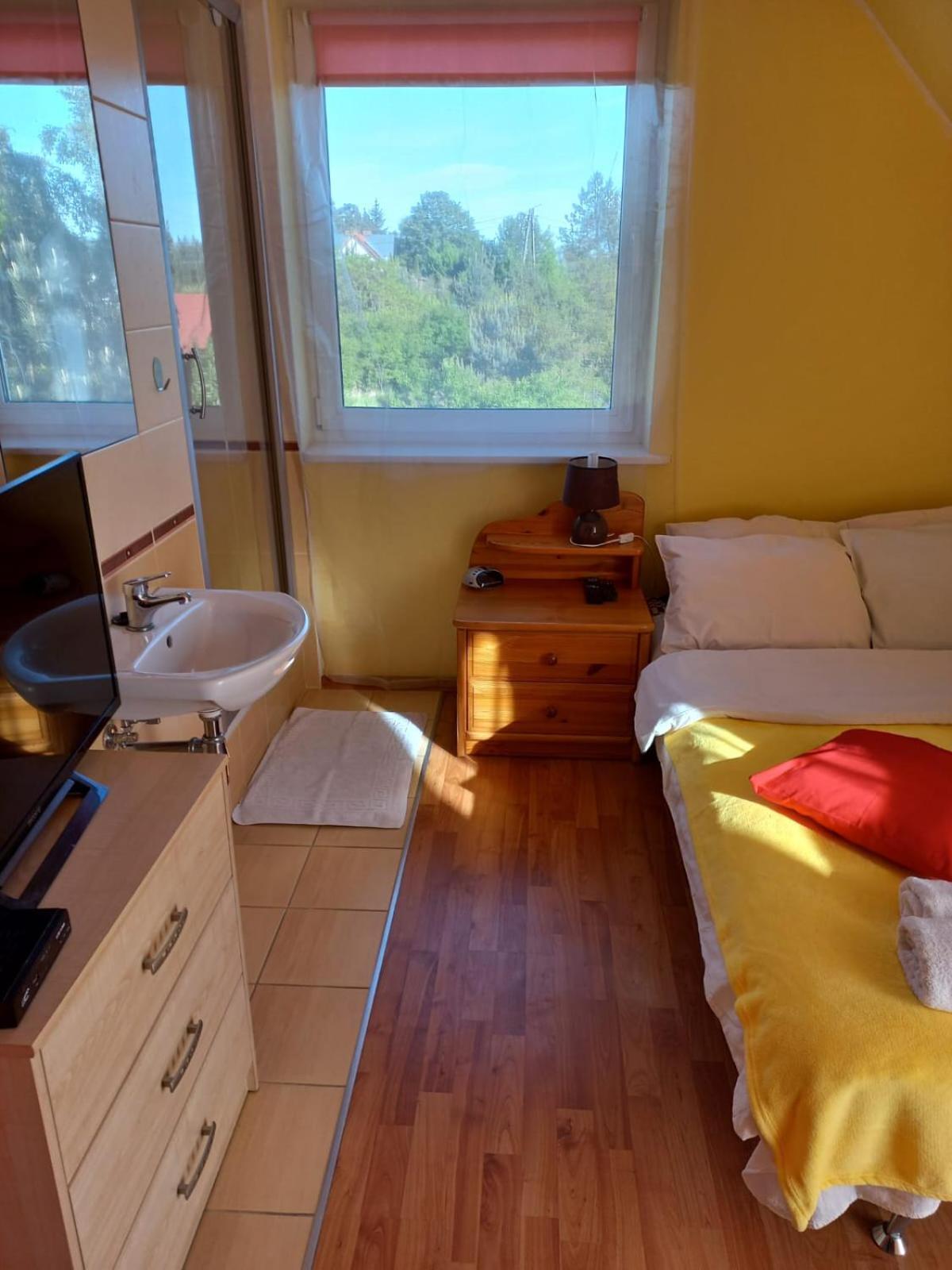 Apartamenty Junona Nad Morzem, W Domu Z Ogrodem, Obok Stegna I Jantar Junoszyno Екстер'єр фото
